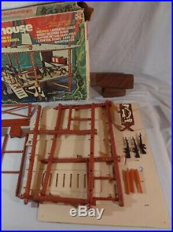 1974 Mego Vintage POTA Planet Of The Apes Treehouse Playset Near Complete with Box