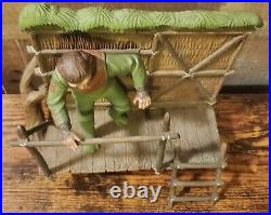 1974 PLANET OF THE APES Original ADDAR CAESAR FACTORY BUILT MODEL DISPLAY