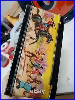 1974 PLANET OF THE APES TV SHOW Metal Aladdin Lunch Box with Thermos