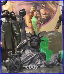6 Painted PLANET OF THE APES STATUE OF LIBERTY + BONUS Taylor and Nova on Horse
