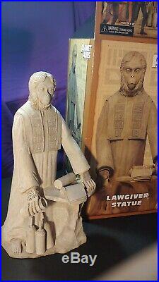 6 scale Planet of the Apes Lawgiver Statue figure Neca 864/1700 limited edition
