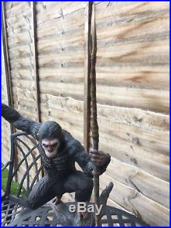 DAWN OF THE PLANET OF THE APES REGULAR CEASAR 1/4 SCALE STATUE Sideshow 65/250