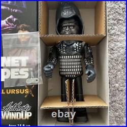 General Ursus Tin Wind Up Toy Action Figure Planet of the Apes Vintage G34663