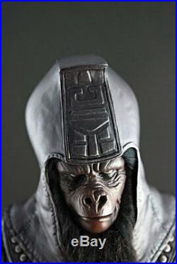 Hot Toys 1/6 Planet of the Apes General Ursus MMS87 Japan