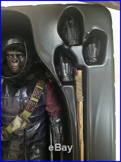 Hot Toys MMS88 Planet of the Apes Gorilla Soldier 12 Figure Movie Masterpiece