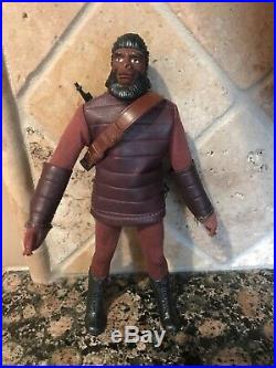 Mego Planet Of The Apes Solider Ape Maroon Tunic & Gloves 8 1971 Beauty T-1