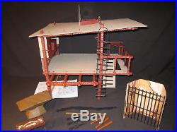 Mego Planet of the Apes Treehouse (Complete)
