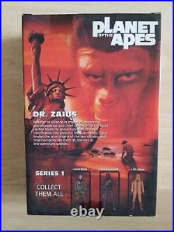 Neca Mezco Figure Planet of the Apes Dr. Zaius NEW ORIGINAL PACKAGING NEW MOC Planet of the Apes