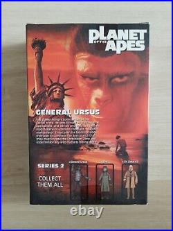 Neca Mezco Figure Planet of the Apes General Ursus NEW ORIGINAL PACKAGING NEW Planet of the Apes