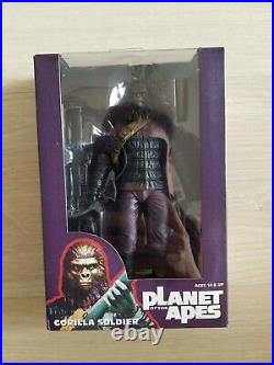 Neca Mezco Figure Planet of the Apes Gorilla Soldier NEW ORIGINAL PACKAGING NEW Planet of the Apes