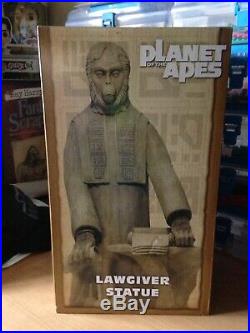 Neca Planet Of The Apes Lawgiver 12 Statue Ltd Edition UK New