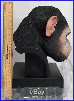 New Dawn of the Planet of the Apes Limited Caesars Warrior Collection BluRay Set