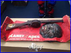 Planet Of The Apes Rapid Fire Rifle With Ape Mask Rare 1967