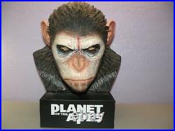 PLANET OF THE APES Warrior Caesar Head 12 (No Blu-rays)