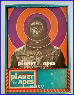 PLANET Of THE APES Dart Game Rare 1974 Transogram Vintage Great Graphics Movie