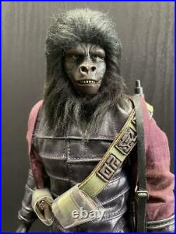 Planet Of The Apes Hot Toys Movie Masterpiece 1/6 Scale Gorilla Soldier Figure