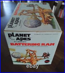 Planet Of The Apes Vintage 1974 Mego Battering Ram