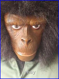 Planet of the Apes Cornelius Bust made in 2005 by 20th Century Fox. Pls See Desc