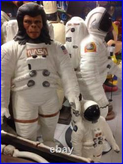 Planet of the Apes life size figure 1,90 meters high Astronaut Nasa decoration