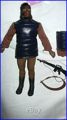 Planet of the apes soldier variant lizard, snake skin tunic jacket & gloves Mego