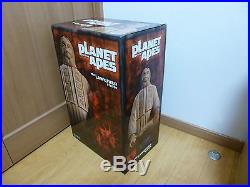 Sideshow LAWGIVER PLANET of APES 18 STATUE Figure new no used hot toys