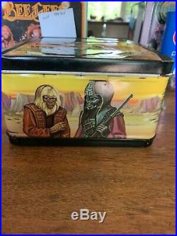 VINTAGE 1974 PLANET OF THE APES LUNCHBOX with THERMOS! 74