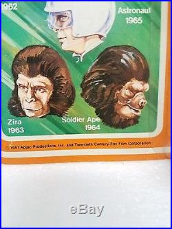 VTG Planet of the Apes mego action figure pota Dr. Zaius sealed NIPunpunched card