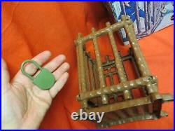 Vintage 1974 Mego Planet Of The Apes Jail Set With Padlock In Original Box