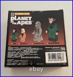 Vintage 2000 Kubrick Planet Of The Apes General Ursus + Cornelius New Sealed