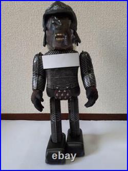 Vintage Planet of the Apes ATTAR Tin Wind Up Toy Walking Figure G27550