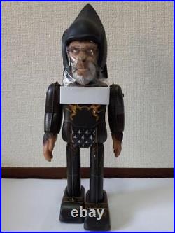 Vintage Planet of the Apes THADE Tin Wind Up Toy Walking Figure G26836